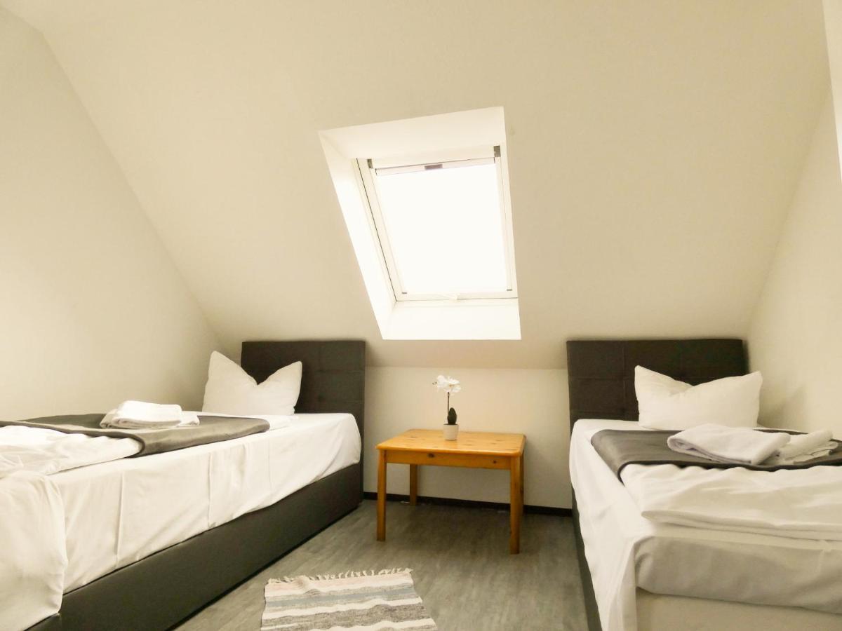 Sunnyhome Monteurwohnungen Und Apartments In Schwandorf Экстерьер фото